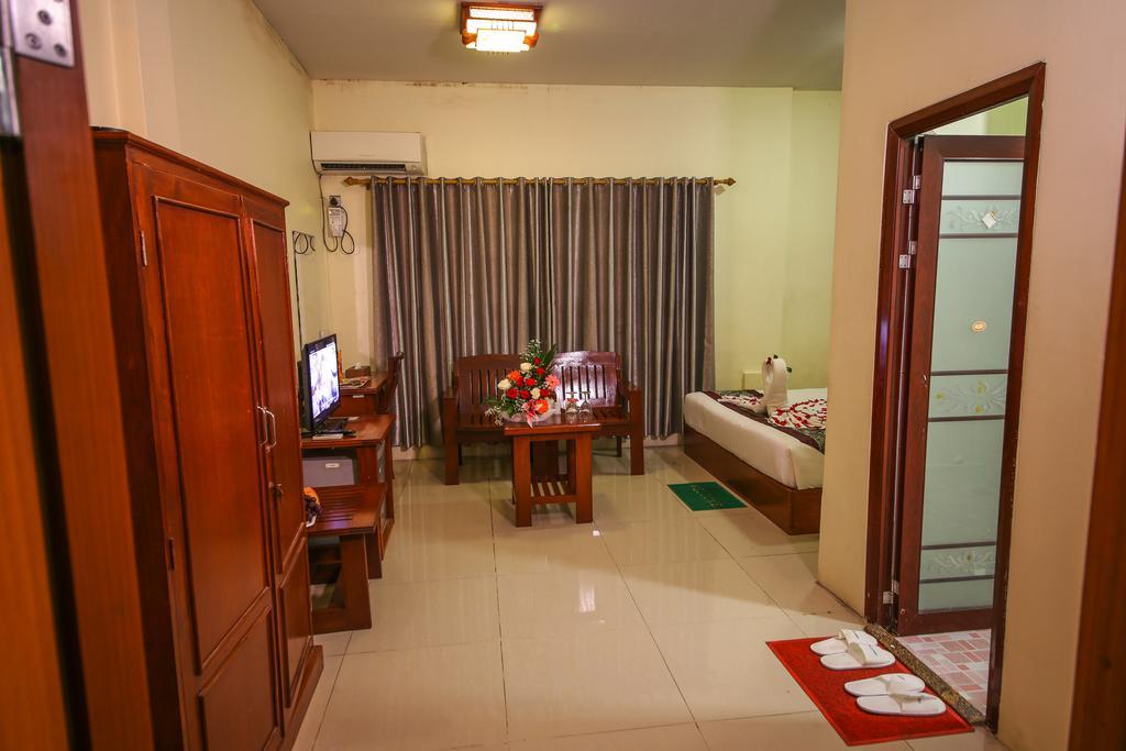 City Grand Hotel Mandalay Exterior photo