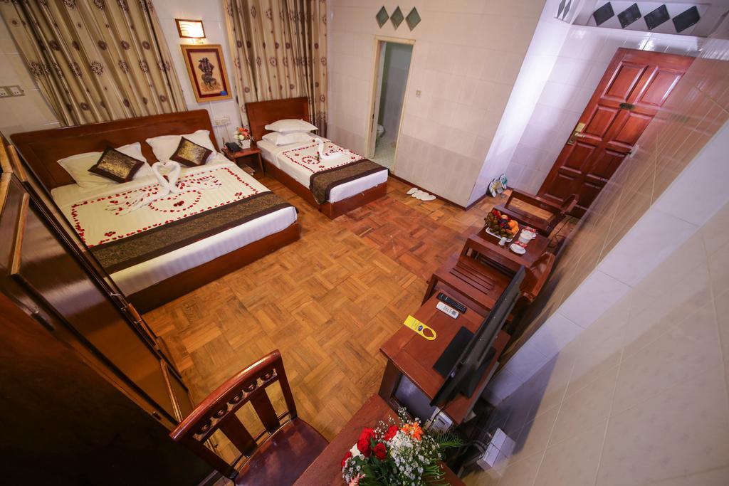 City Grand Hotel Mandalay Exterior photo